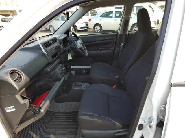 TOYOTA PROBOX 2017 Image 20