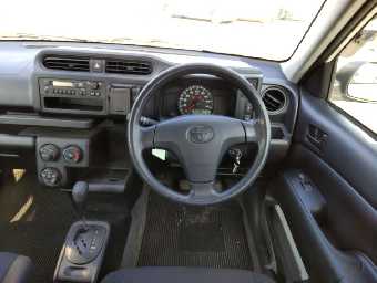 TOYOTA PROBOX 2017 Image 8