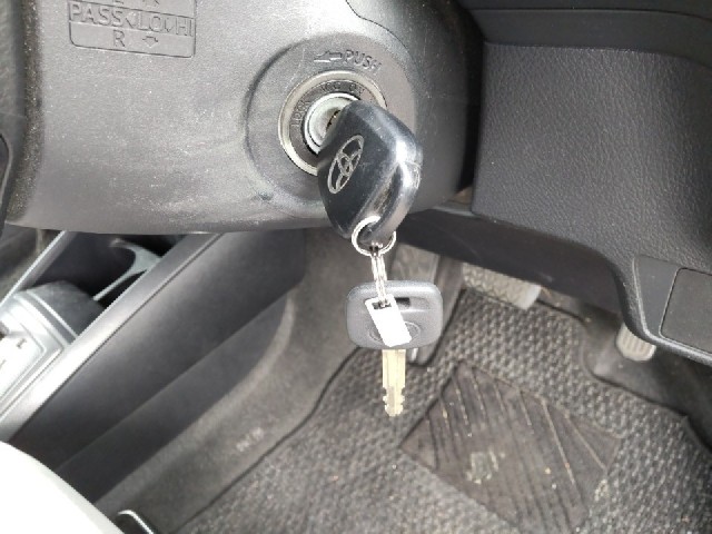 TOYOTA COROLLA AXIO 2017 Image 19