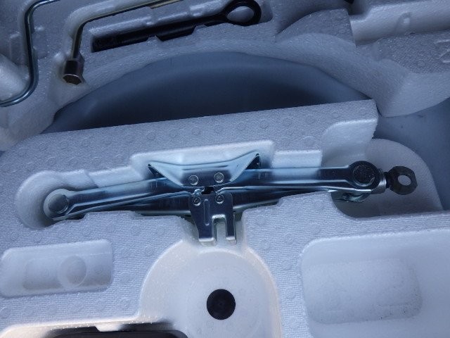 TOYOTA COROLLA AXIO 2017 Image 33