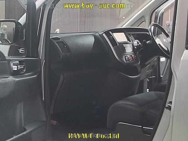 NISSAN SERENA 2008 Image 5