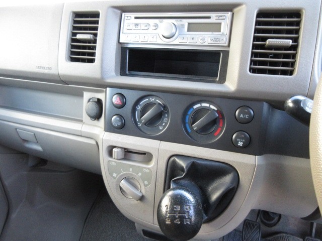 SUZUKI EVERY 2011 Image 19