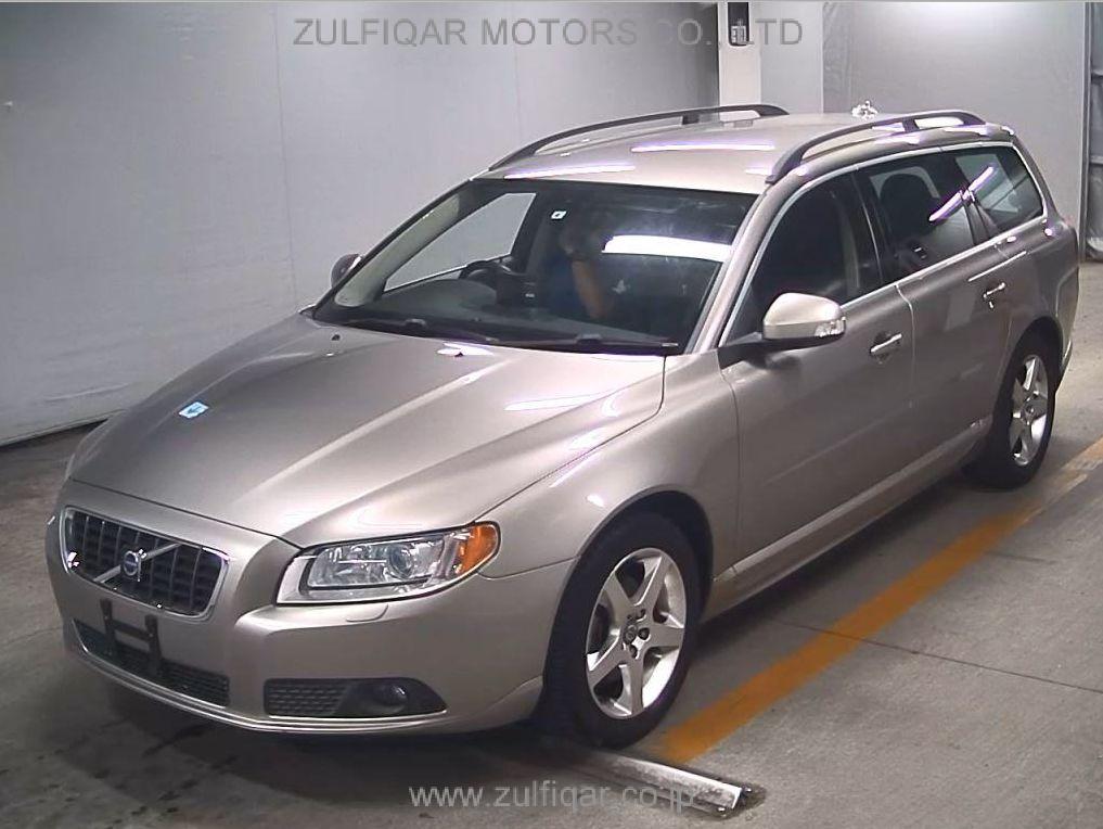 VOLVO V70 2009 Image 4