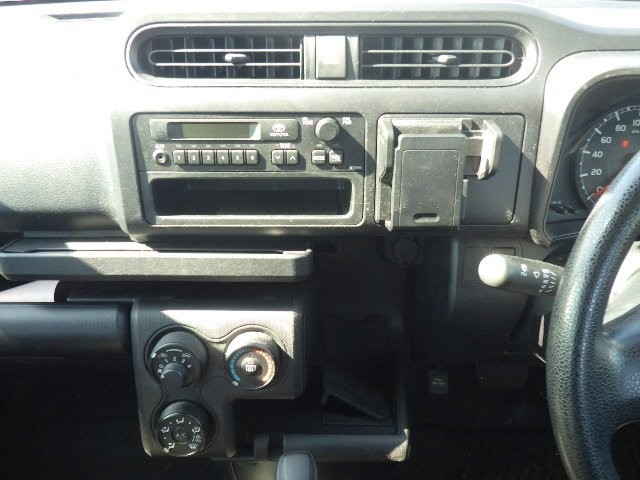 TOYOTA PROBOX 2017 Image 21