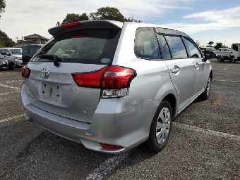 TOYOTA COROLLA FIELDER 2017 Image 2