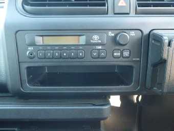 TOYOTA SUCCEED 2017 Image 10