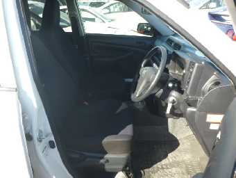 TOYOTA SUCCEED 2017 Image 11