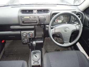 TOYOTA SUCCEED 2017 Image 5