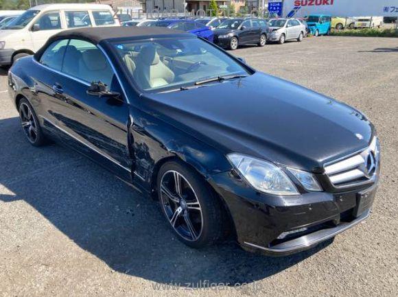 MERCEDES BENZ E CLASS 2011 Image 1