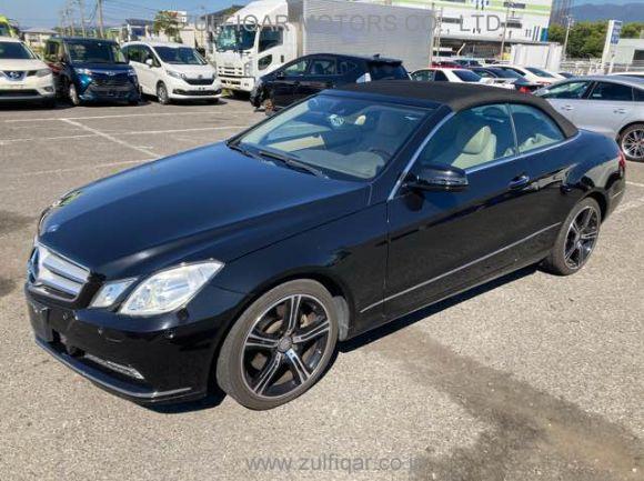 MERCEDES BENZ E CLASS 2011 Image 3