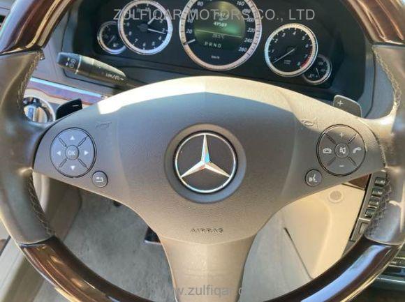 MERCEDES BENZ E CLASS 2011 Image 34