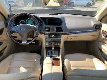 MERCEDES BENZ E CLASS 2011 Image 6