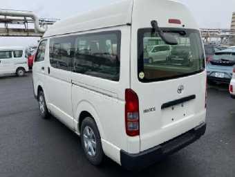 TOYOTA HIACE 2015 Image 2