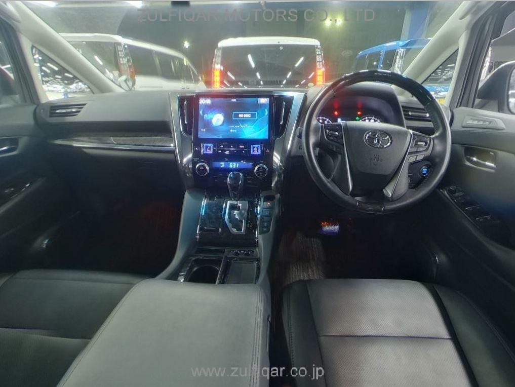 TOYOTA ALPHARD 2018 Image 3