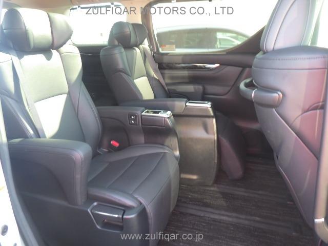 TOYOTA ALPHARD 2018 Image 10