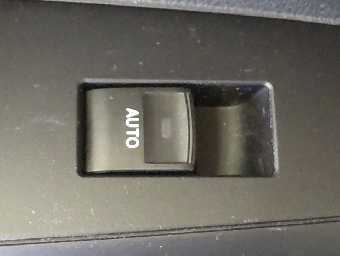 TOYOTA COROLLA FIELDER 2017 Image 10