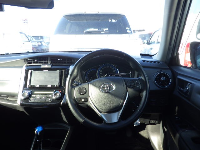 TOYOTA COROLLA FIELDER 2017 Image 30