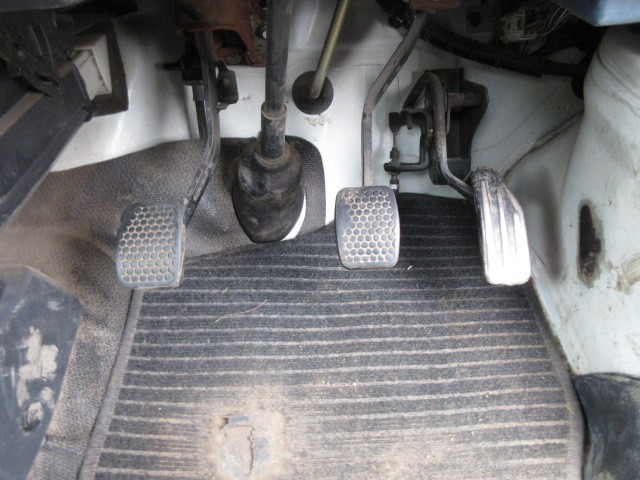 SUZUKI CARRY TRUCK 2004 Image 20