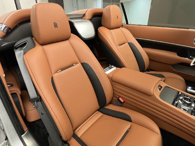 ROLLS ROYCE DAWN 2020 Image 31