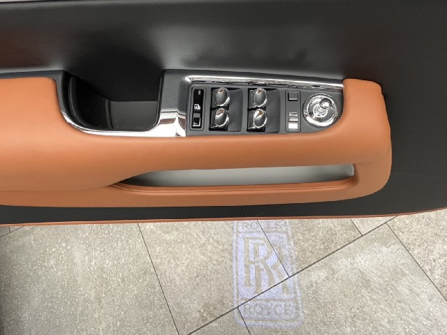 ROLLS ROYCE DAWN 2020 Image 34