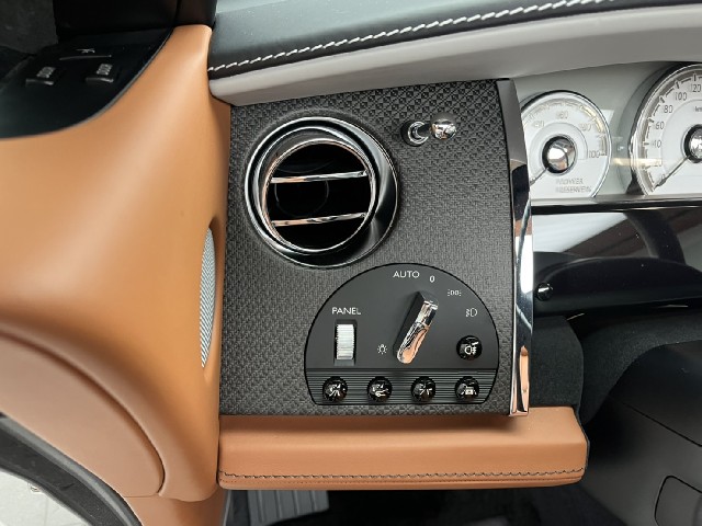 ROLLS ROYCE DAWN 2020 Image 35