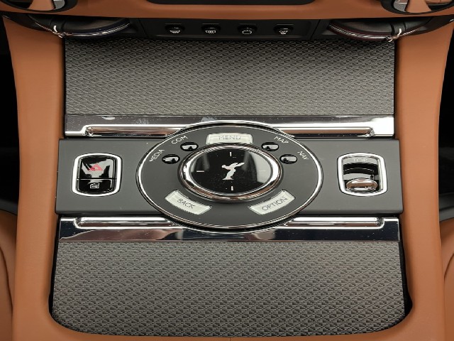 ROLLS ROYCE DAWN 2020 Image 49