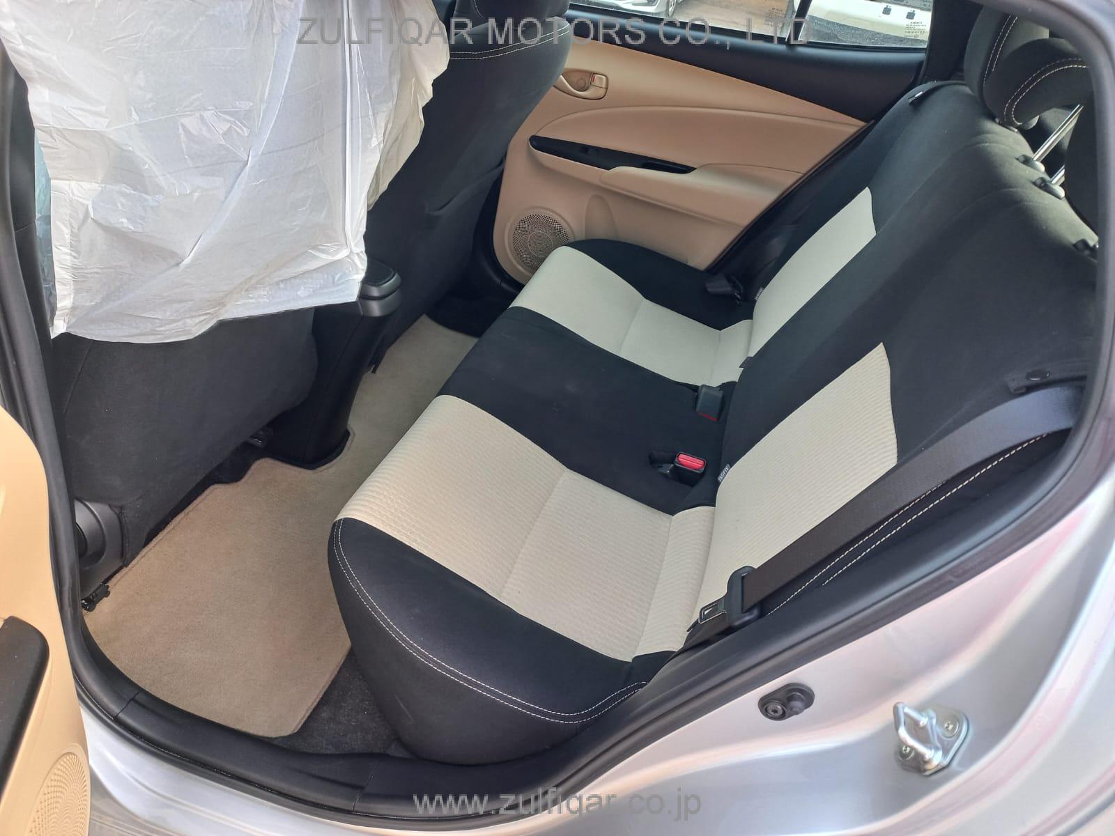 TOYOTA YARIS 2019 Image 20