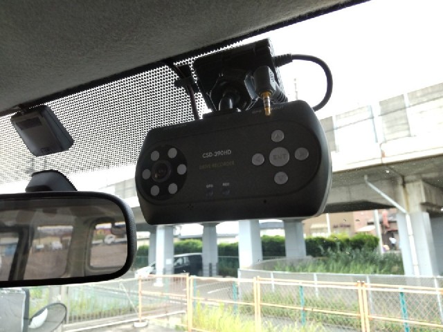 TOYOTA HIACE 2017 Image 21