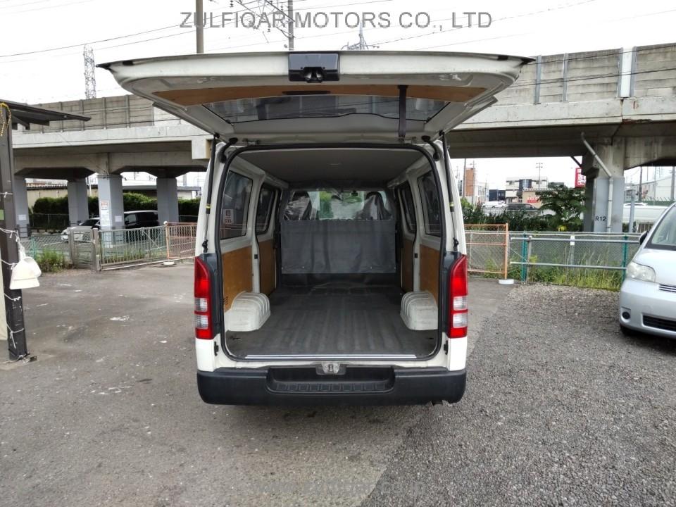 TOYOTA HIACE 2017 Image 7