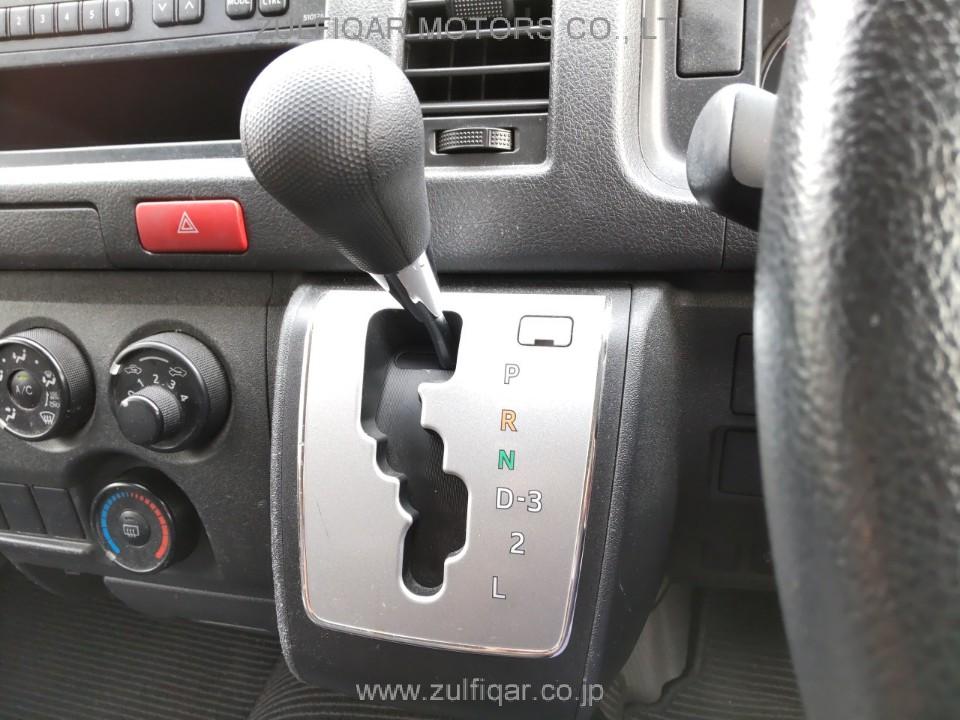 TOYOTA HIACE 2017 Image 10