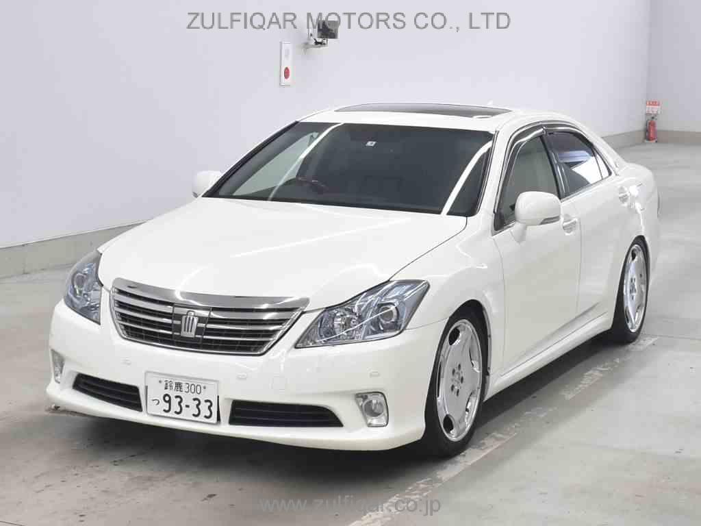 TOYOTA CROWN HYBRID 2012 Image 2