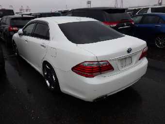 TOYOTA CROWN HYBRID 2012 Image 13