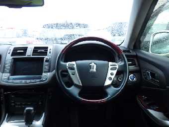 TOYOTA CROWN HYBRID 2012 Image 20