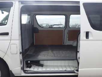 TOYOTA HIACE 2017 Image 22