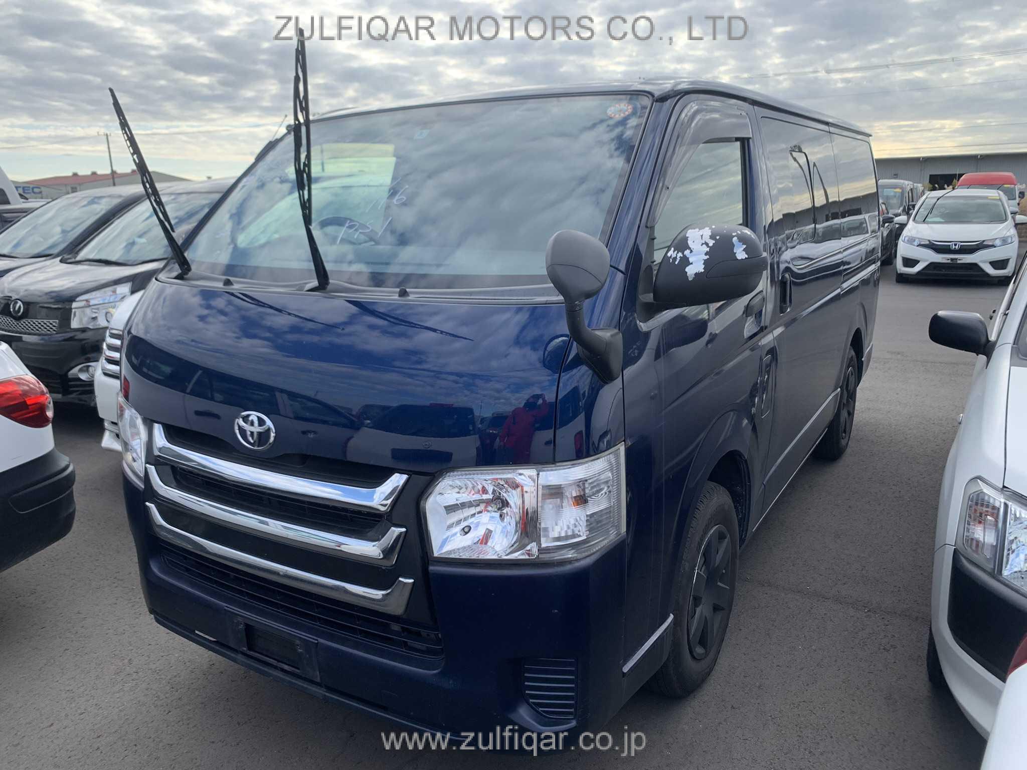 TOYOTA HIACE 2015 Image 4