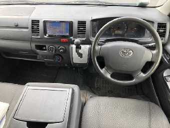 TOYOTA HIACE 2015 Image 6