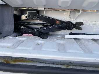 MAZDA BONGO 2017 Image 14