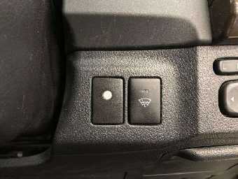 TOYOTA MARK X 2016 Image 8