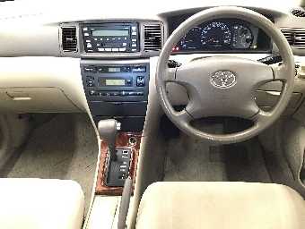 TOYOTA COROLLA 2004 Image 3