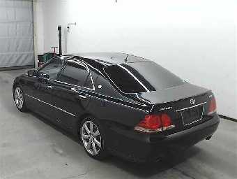 TOYOTA CROWN 2006 Image 2