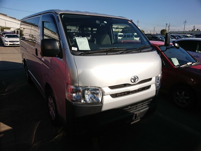 TOYOTA HIACE 2015 Image 20