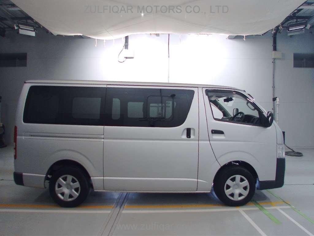 TOYOTA HIACE 2015 Image 3