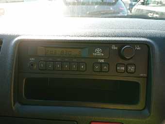 TOYOTA HIACE 2015 Image 26