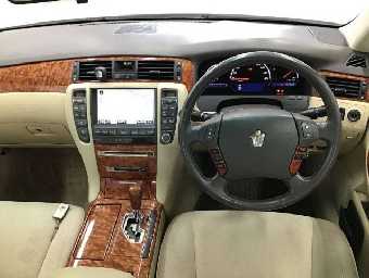 TOYOTA CROWN 2005 Image 3