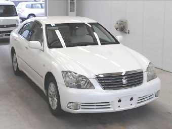 TOYOTA CROWN 2005 Image 4