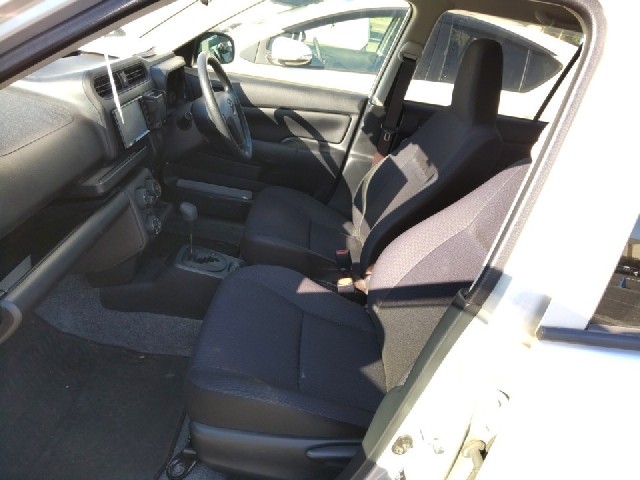 TOYOTA PROBOX 2017 Image 20