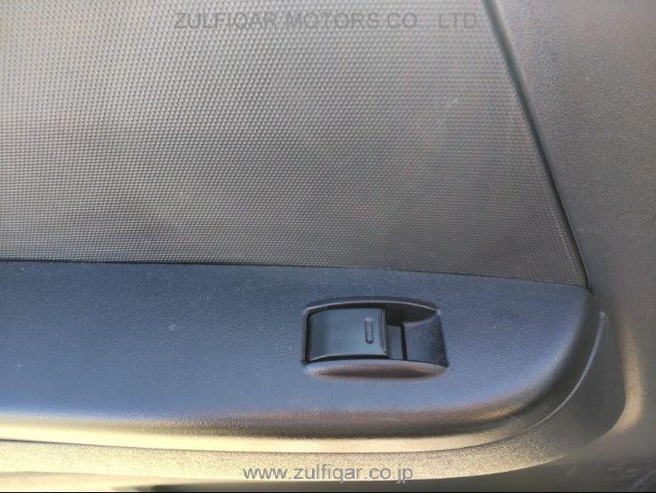 TOYOTA HIACE 2017 Image 11