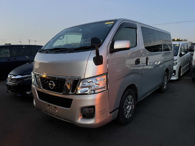 NISSAN NV350 CARAVAN 2015 Image 21