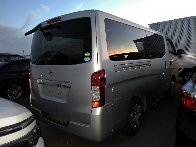 NISSAN NV350 CARAVAN 2015 Image 22