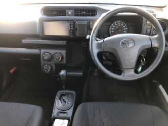 TOYOTA SUCCEED 2017 Image 4